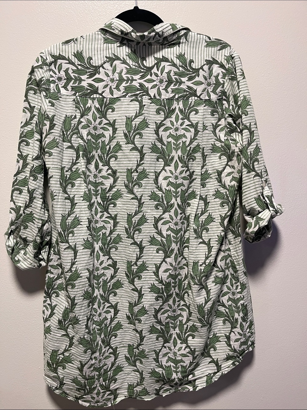 JULIA AMORY Green Floral-Print Button-Down Cotton Husband Shirt, Size M - Picture 7 of 7